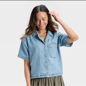 Universal Thread Light Blue Denim Button-Down Shirt
